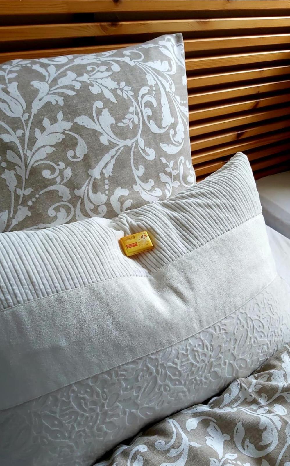 Herbes Et Collines Winkel Luaran gambar